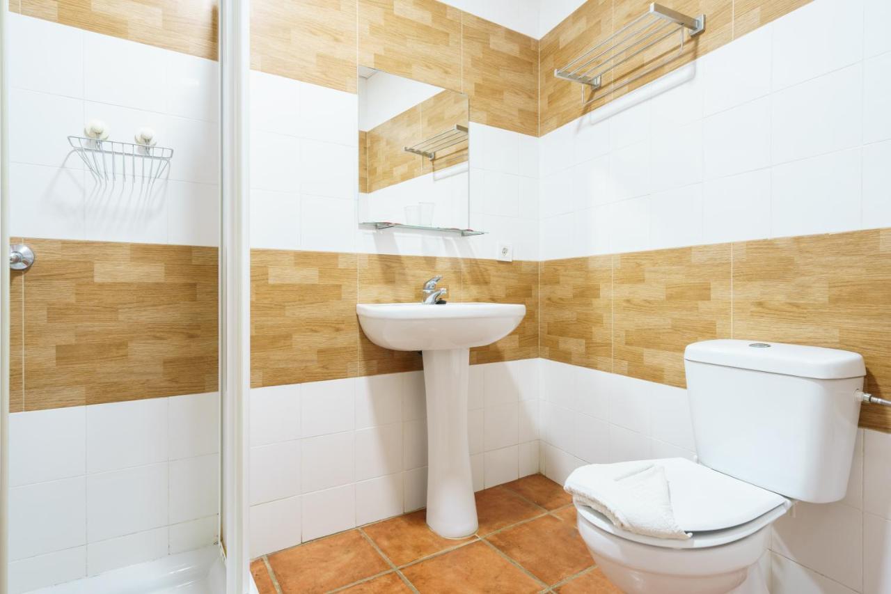 Hotel Carlos V Jerez By Vivere Stays Jerez de la Frontera Bagian luar foto