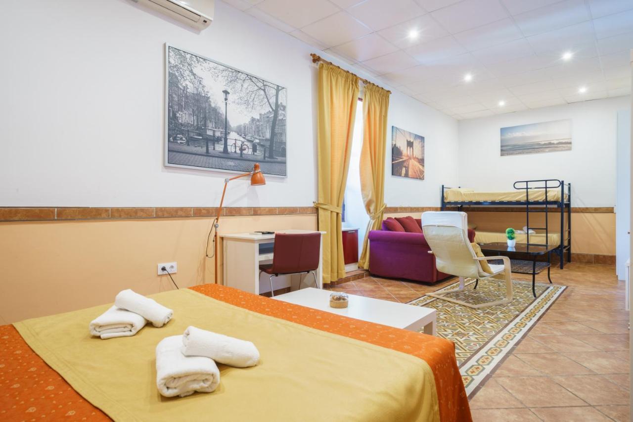 Hotel Carlos V Jerez By Vivere Stays Jerez de la Frontera Bagian luar foto