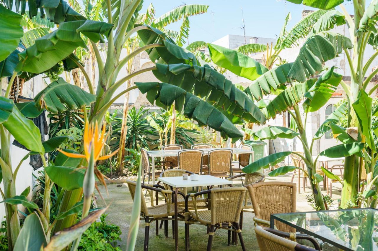 Hotel Carlos V Jerez By Vivere Stays Jerez de la Frontera Bagian luar foto