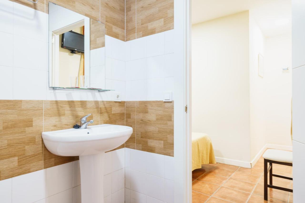 Hotel Carlos V Jerez By Vivere Stays Jerez de la Frontera Bagian luar foto