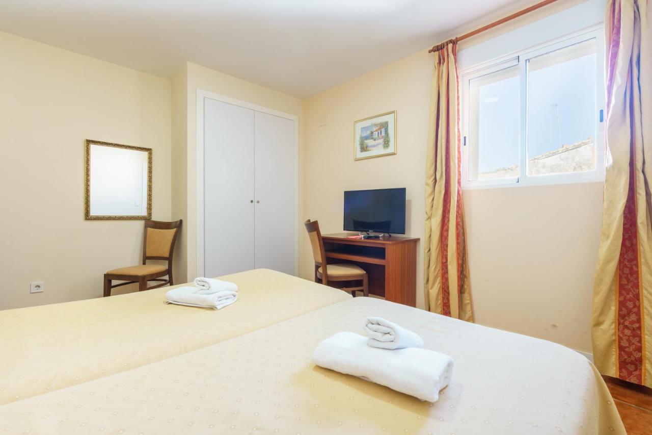 Hotel Carlos V Jerez By Vivere Stays Jerez de la Frontera Bagian luar foto