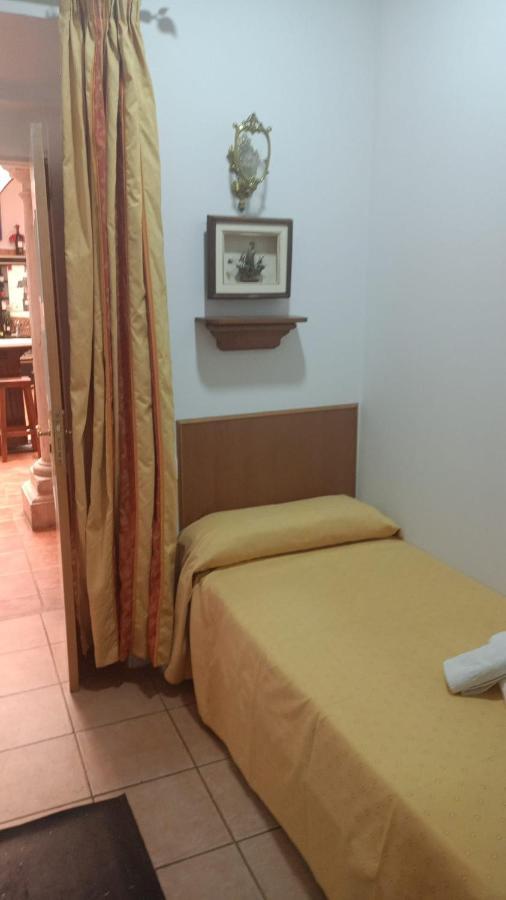 Hotel Carlos V Jerez By Vivere Stays Jerez de la Frontera Bagian luar foto